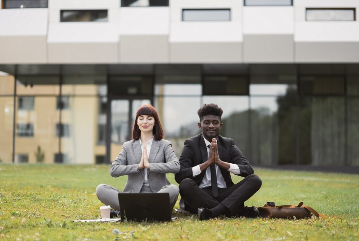 How Prakash Yoga of Brahmavidya Leads to Personal and Professional Success