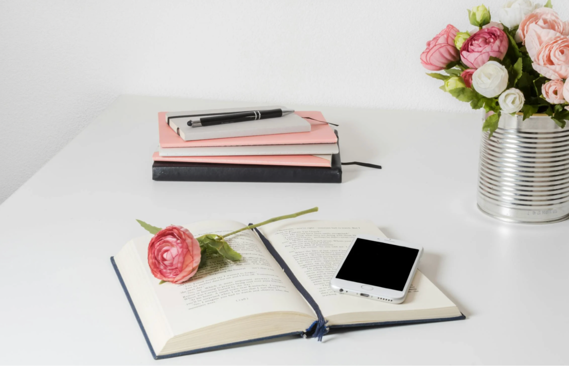 The Best Hybrid Book Publishers of 2025: American Writer’s Trusted Choices